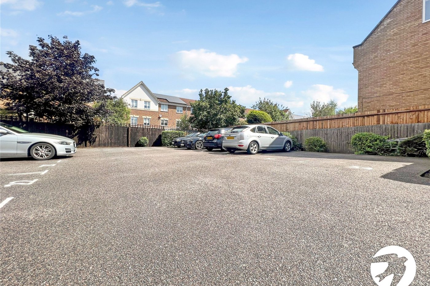 2 bedroom property to rent in Dartford | Robinson Jackson