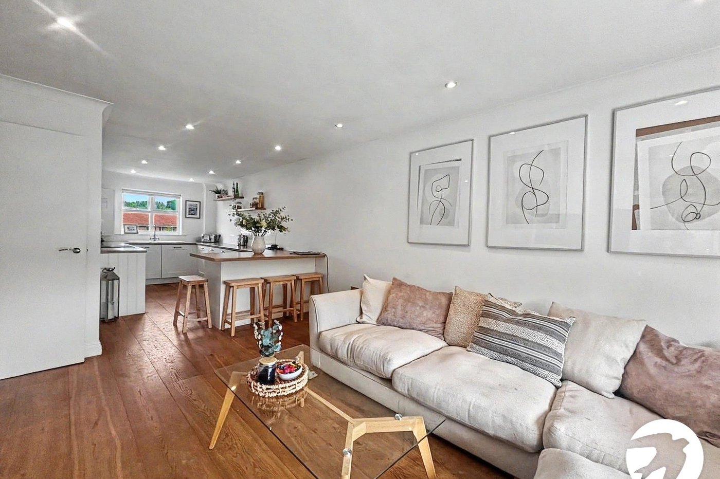 2 bedroom property to rent in Dartford | Robinson Jackson