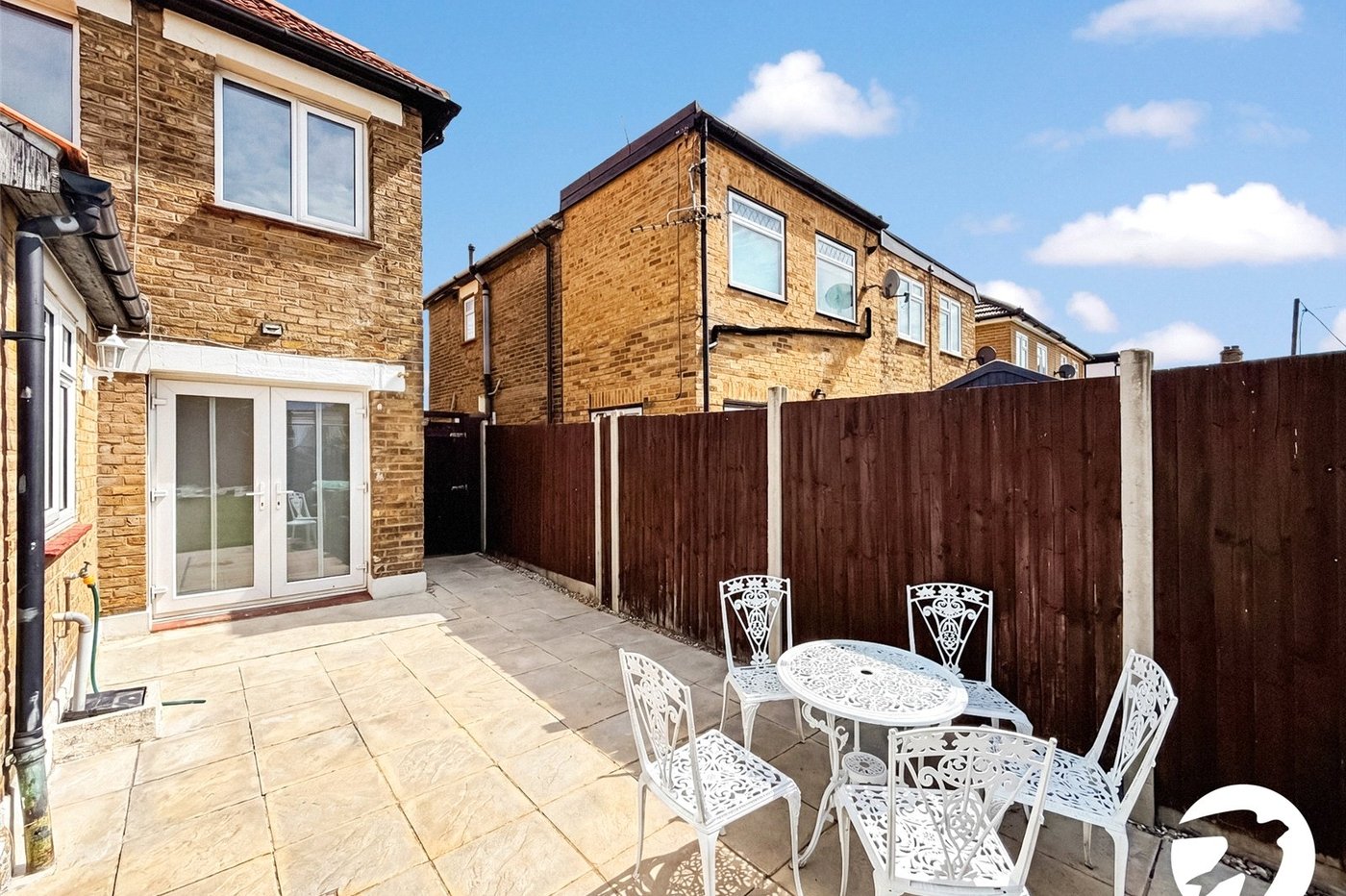 2 bedroom house to rent in Welling | 