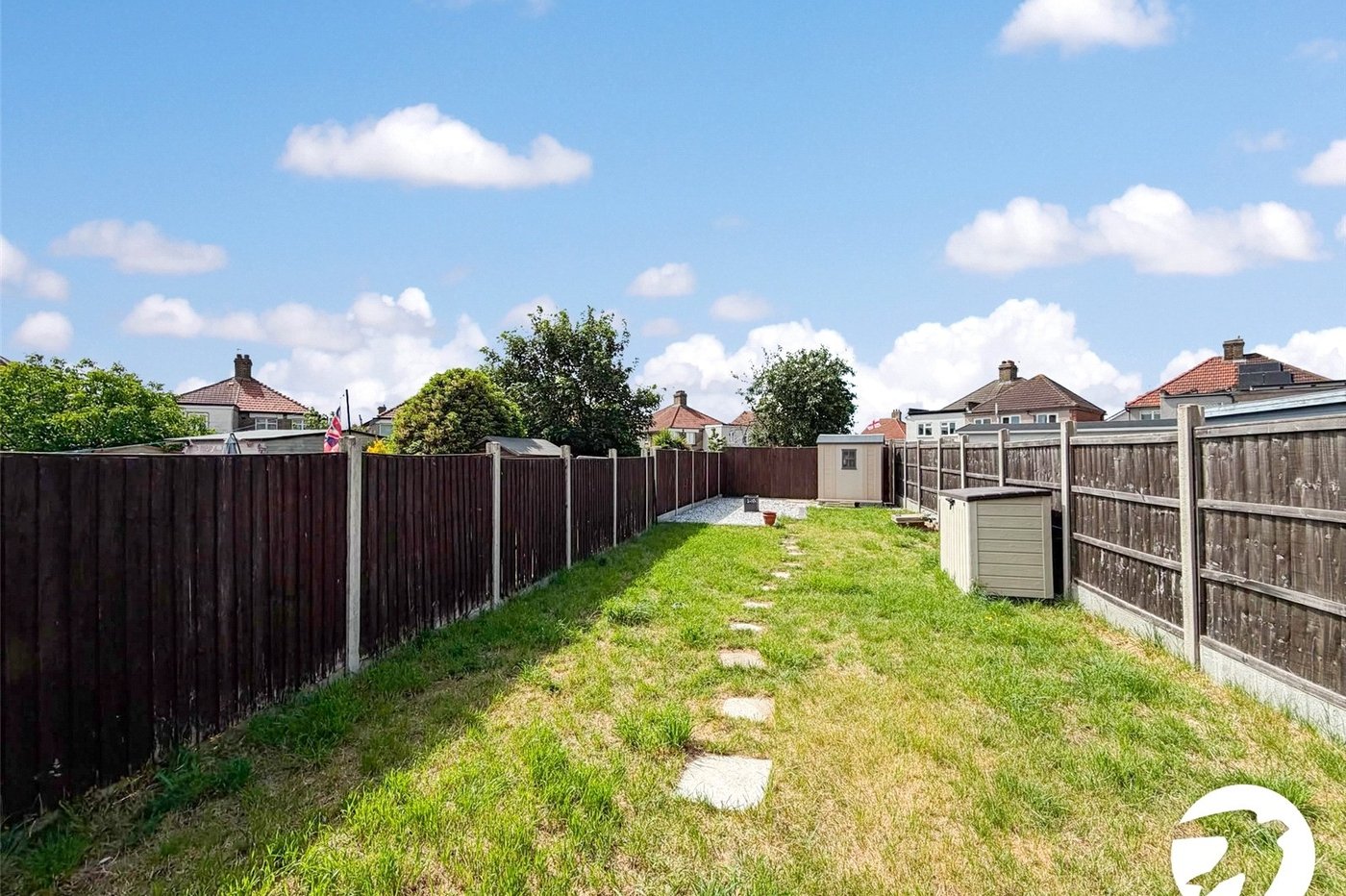2 bedroom house to rent in Welling | 