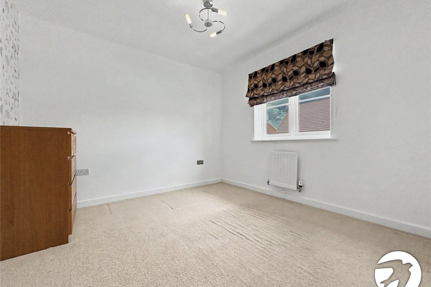 4 bedroom house to rent in Wainscott | Robinson Michael & Jackson