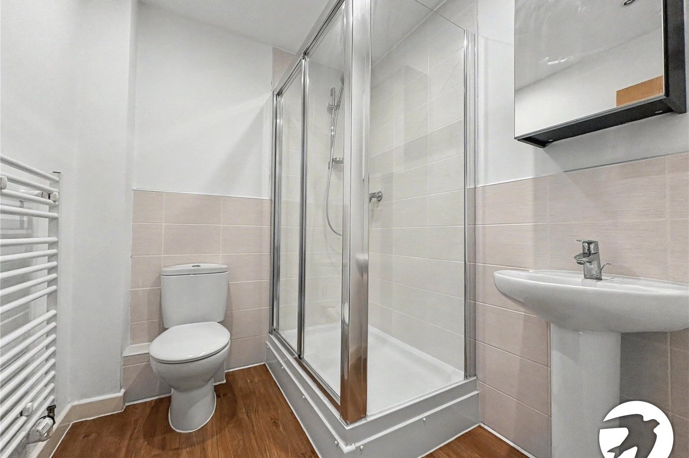 4 bedroom house to rent in Wainscott | Robinson Michael & Jackson