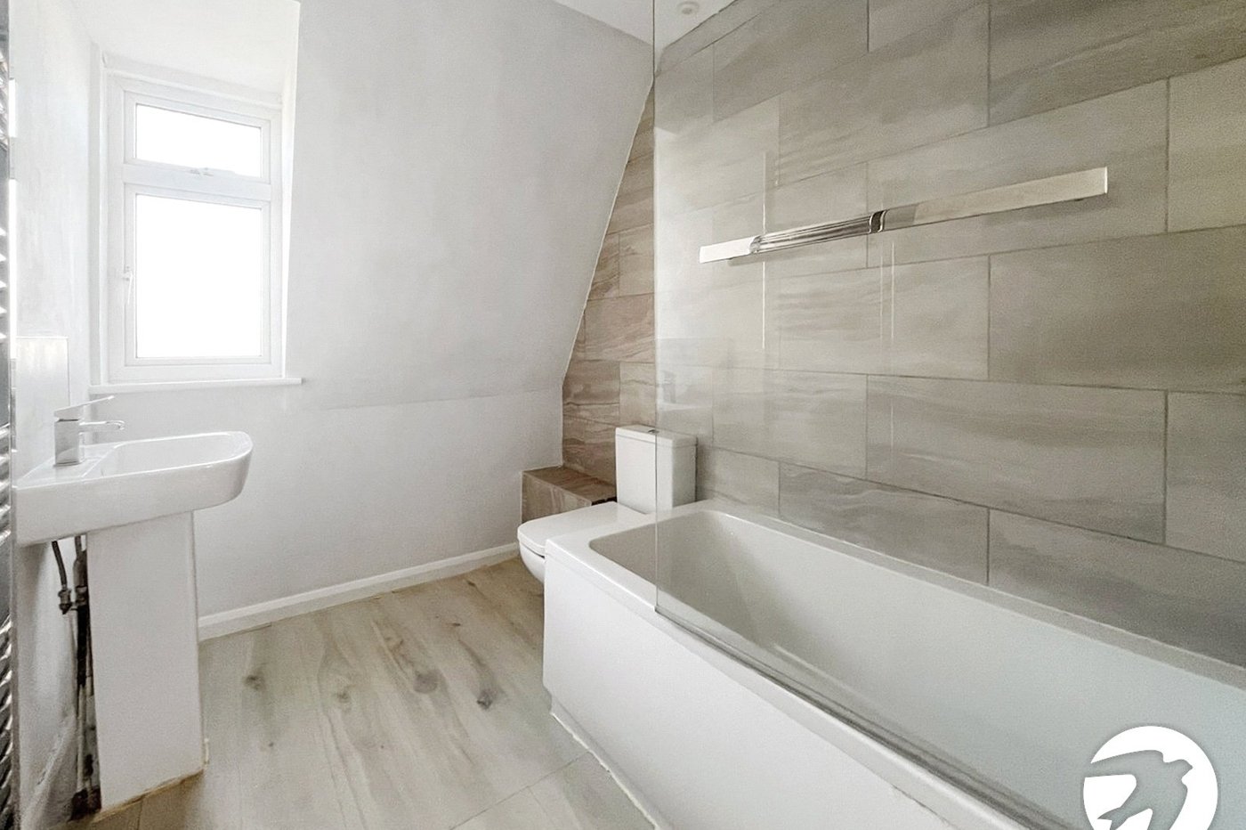 2 bedroom property to rent in Dartford | Robinson Jackson