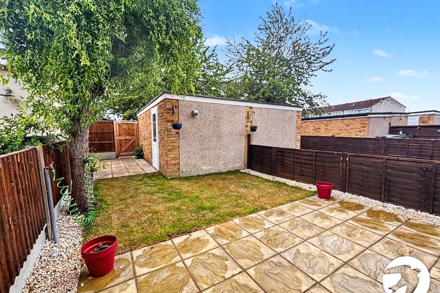 3 bedroom house to rent in Dartford | Robinson Jackson
