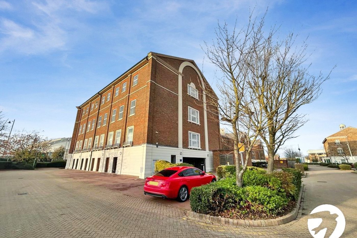 2 bedroom property to rent in Chatham Maritime | Robinson Michael & Jackson