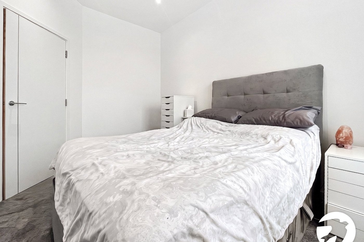 1 bedroom property to rent in Chatham Maritime | Robinson Michael & Jackson