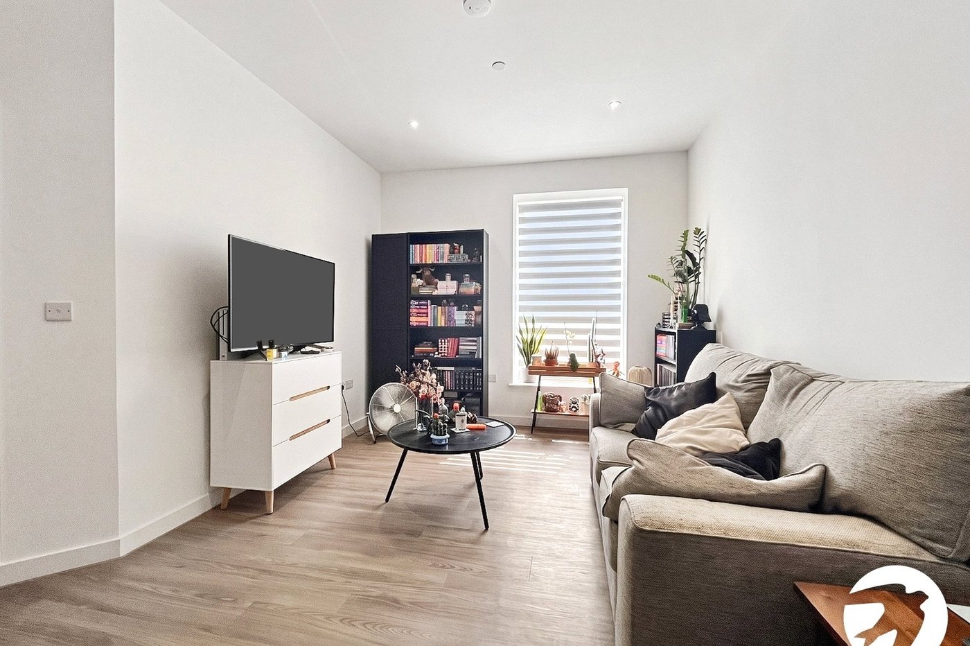 1 bedroom property to rent in Chatham Maritime | Robinson Michael & Jackson
