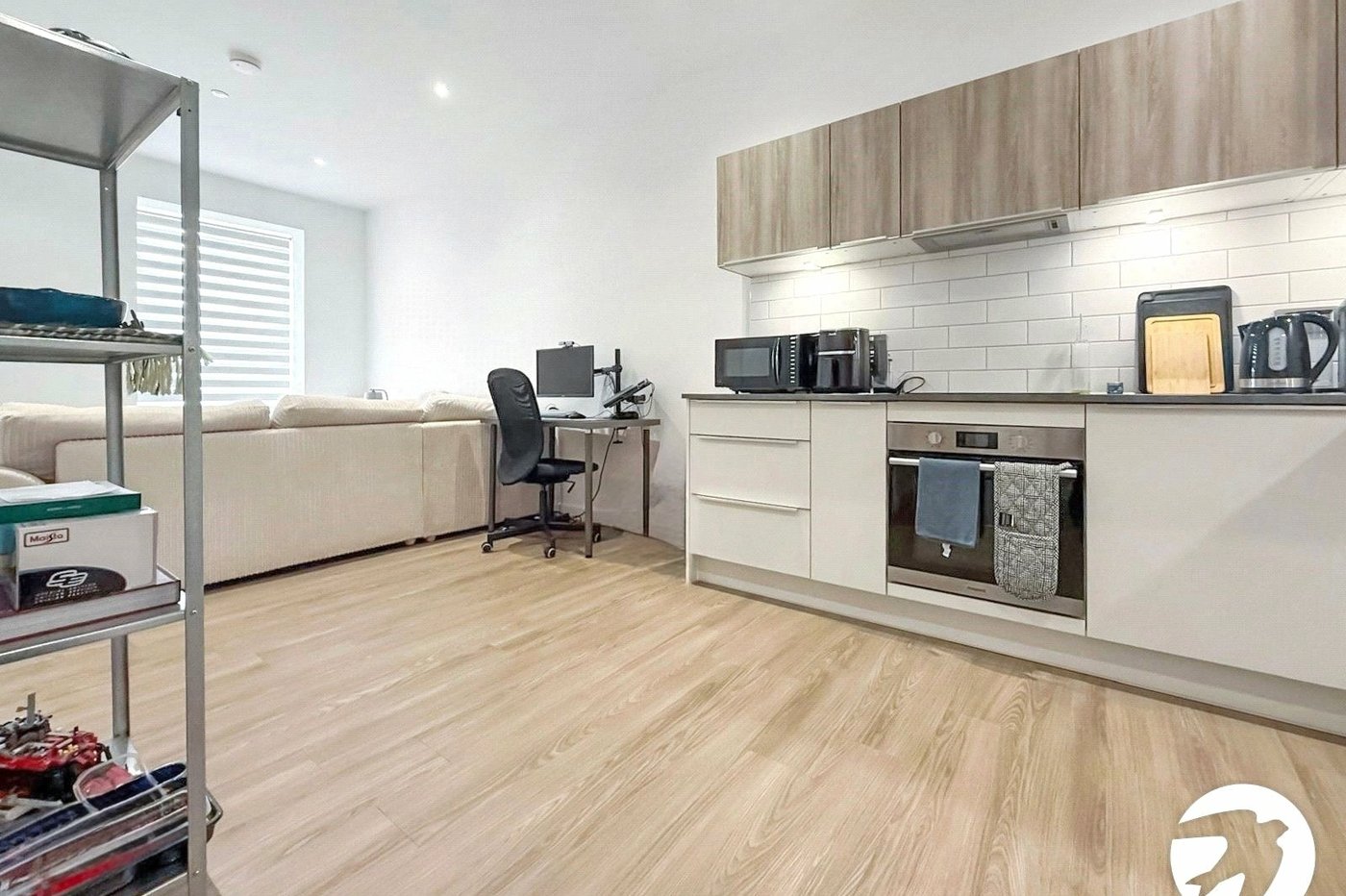 1 bedroom property to rent in Chatham Maritime | Robinson Michael & Jackson