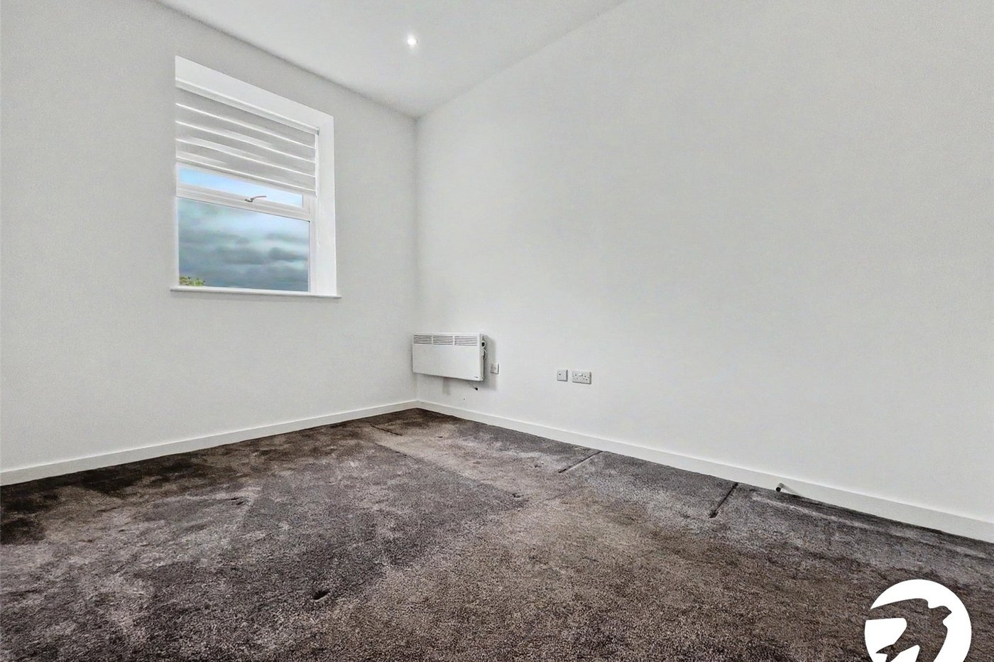 2 bedroom property to rent in Chatham Maritime | Robinson Michael & Jackson