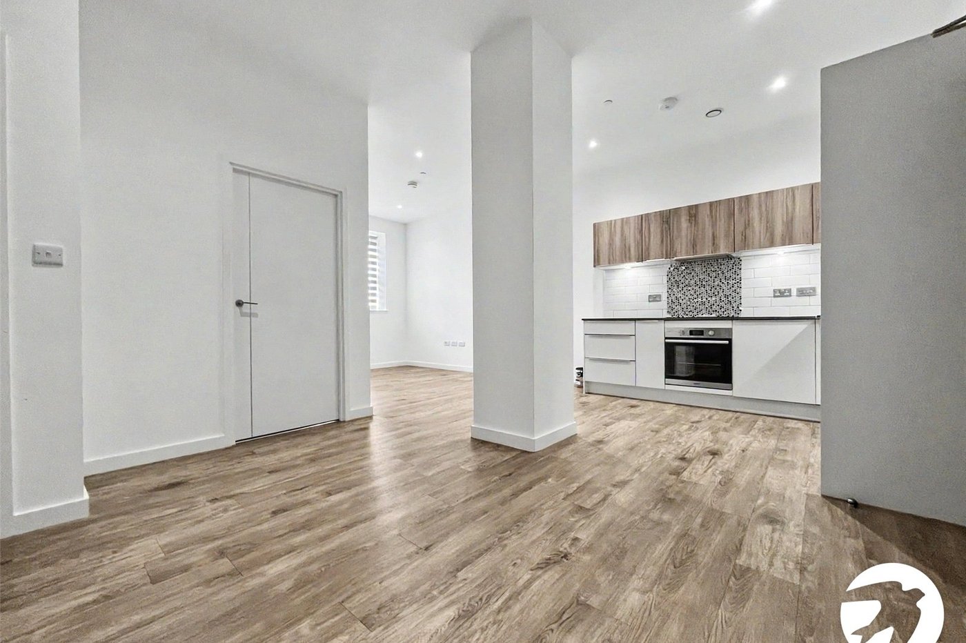 2 bedroom property to rent in Chatham Maritime | Robinson Michael & Jackson