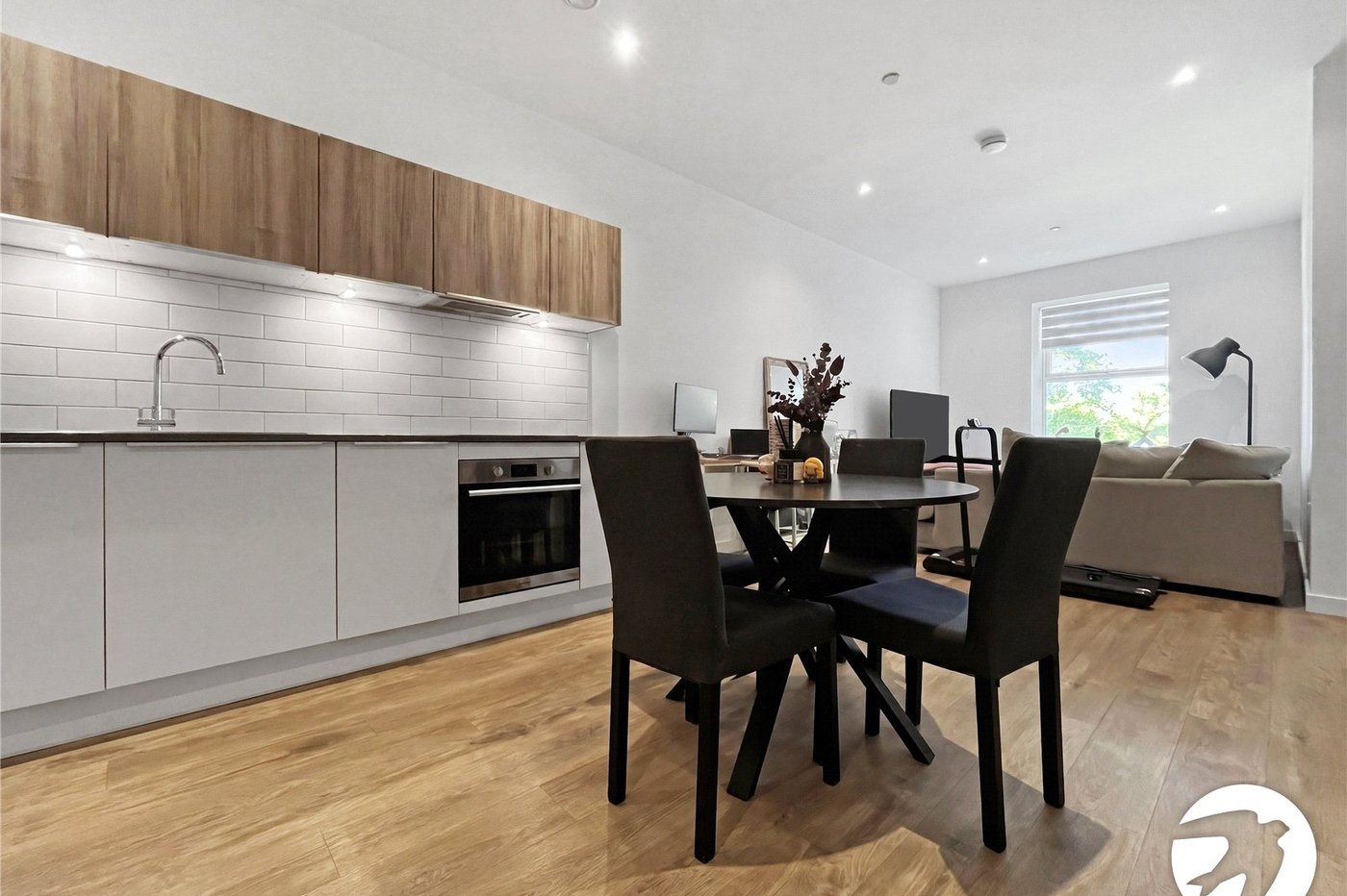 1 bedroom property to rent in Chatham Maritime | Robinson Michael & Jackson