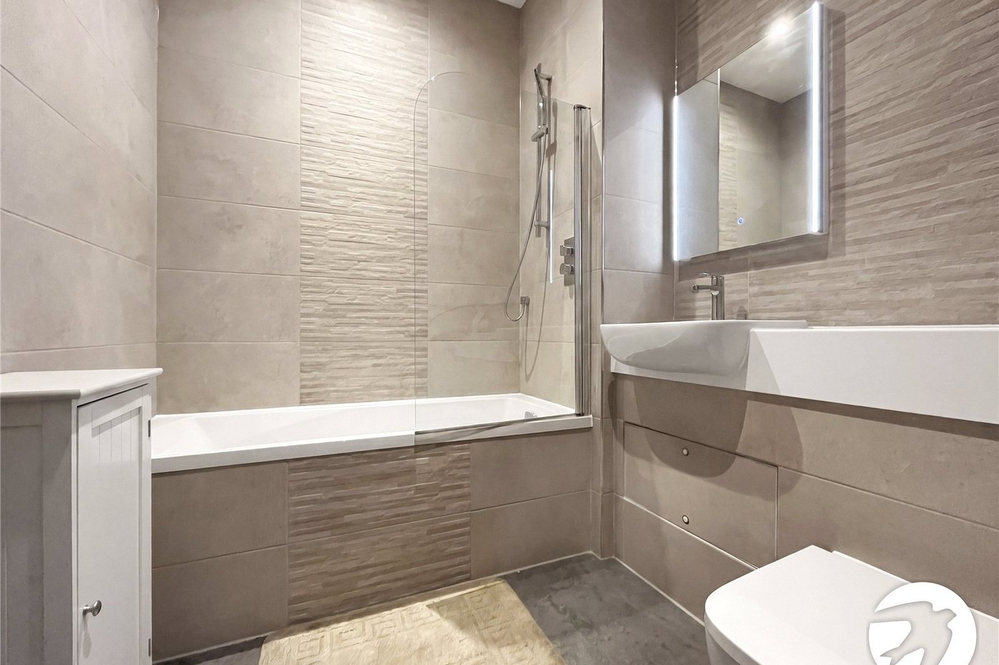 1 bedroom property to rent in Chatham Maritime | Robinson Michael & Jackson