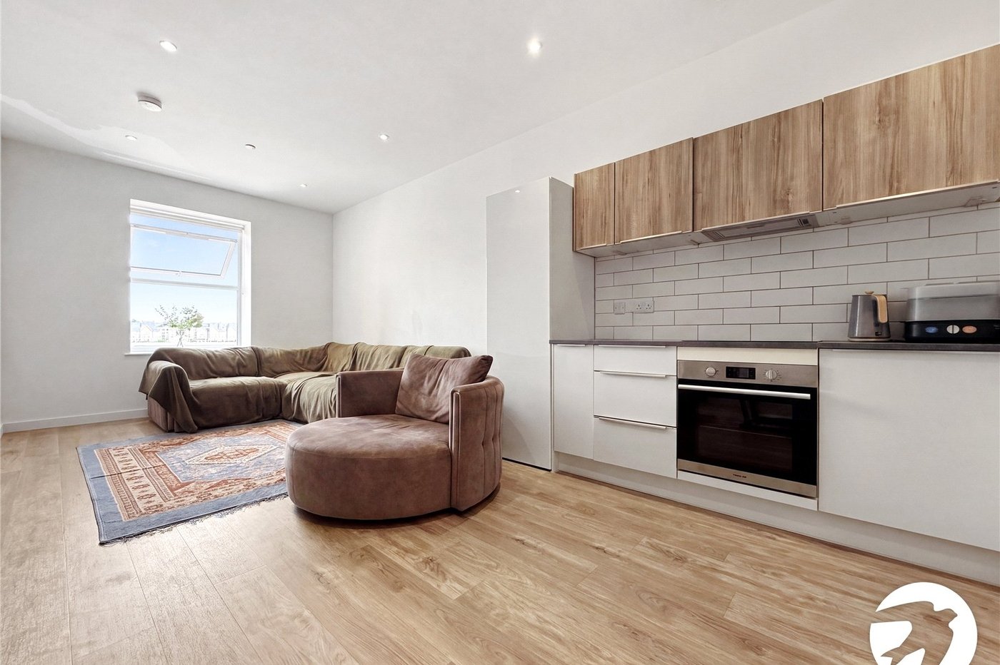 1 bedroom property to rent in Chatham Maritime | Robinson Michael & Jackson