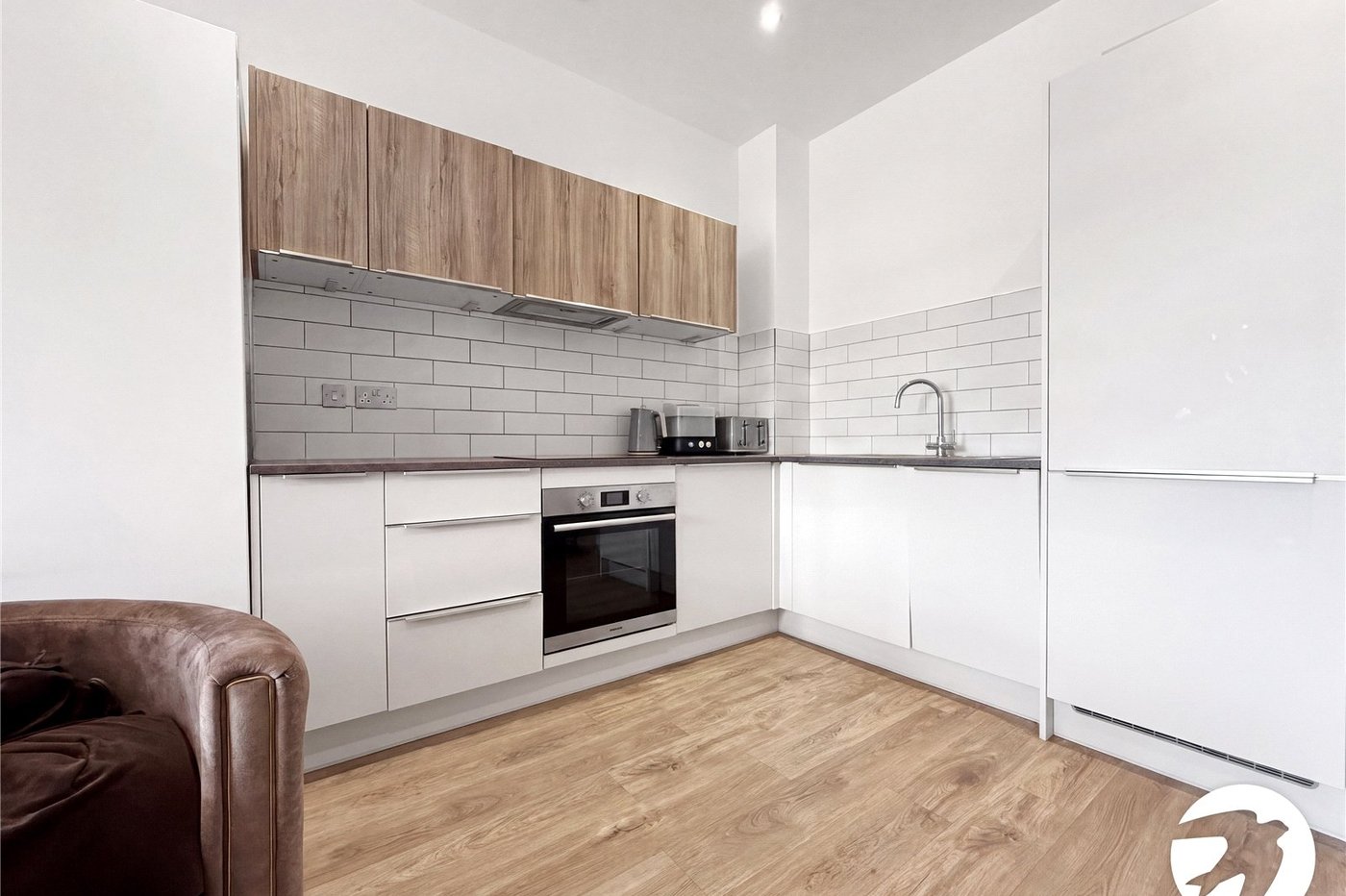 1 bedroom property to rent in Chatham Maritime | Robinson Michael & Jackson