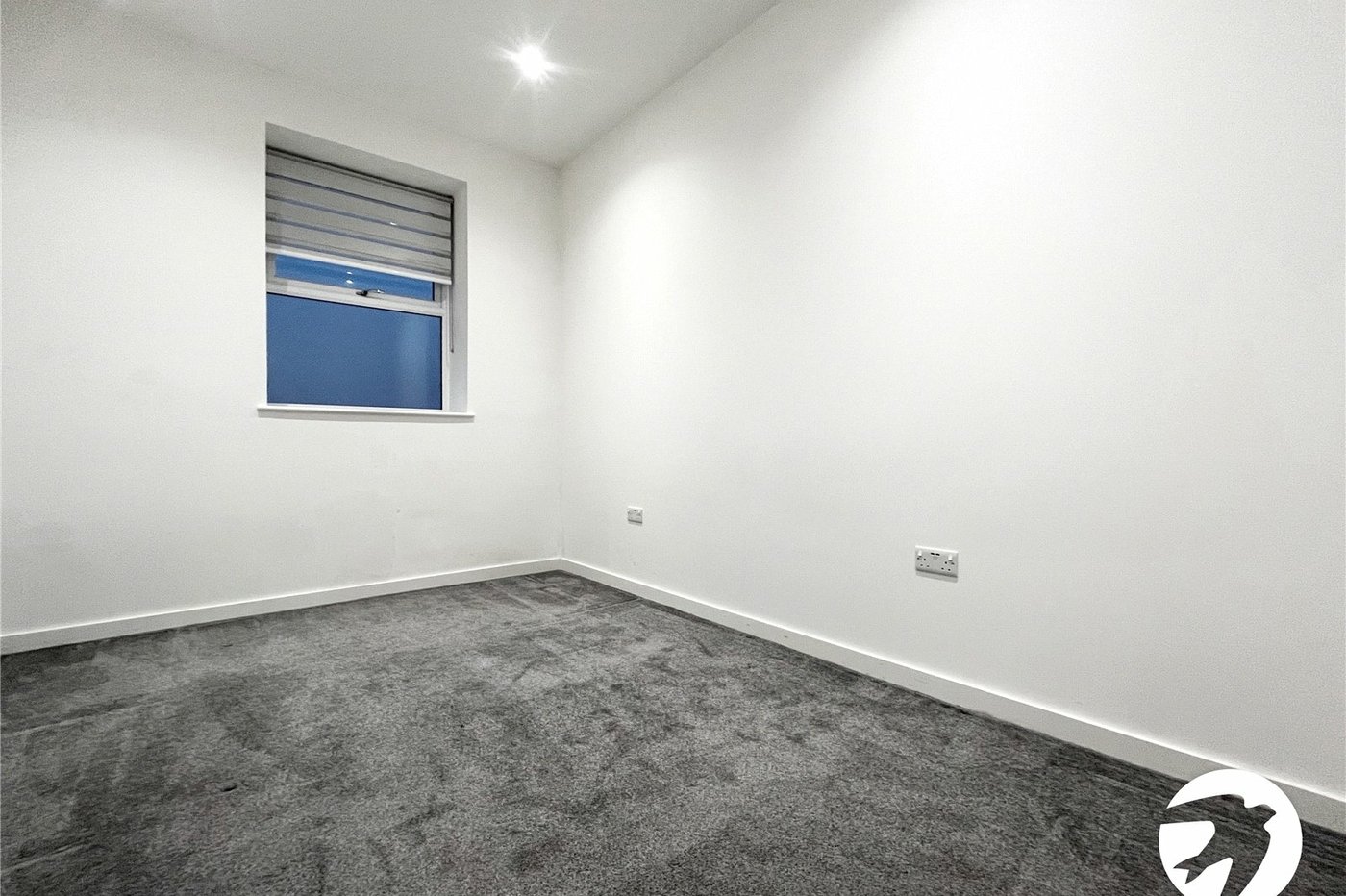 2 bedroom property to rent in Chatham Maritime | Robinson Michael & Jackson