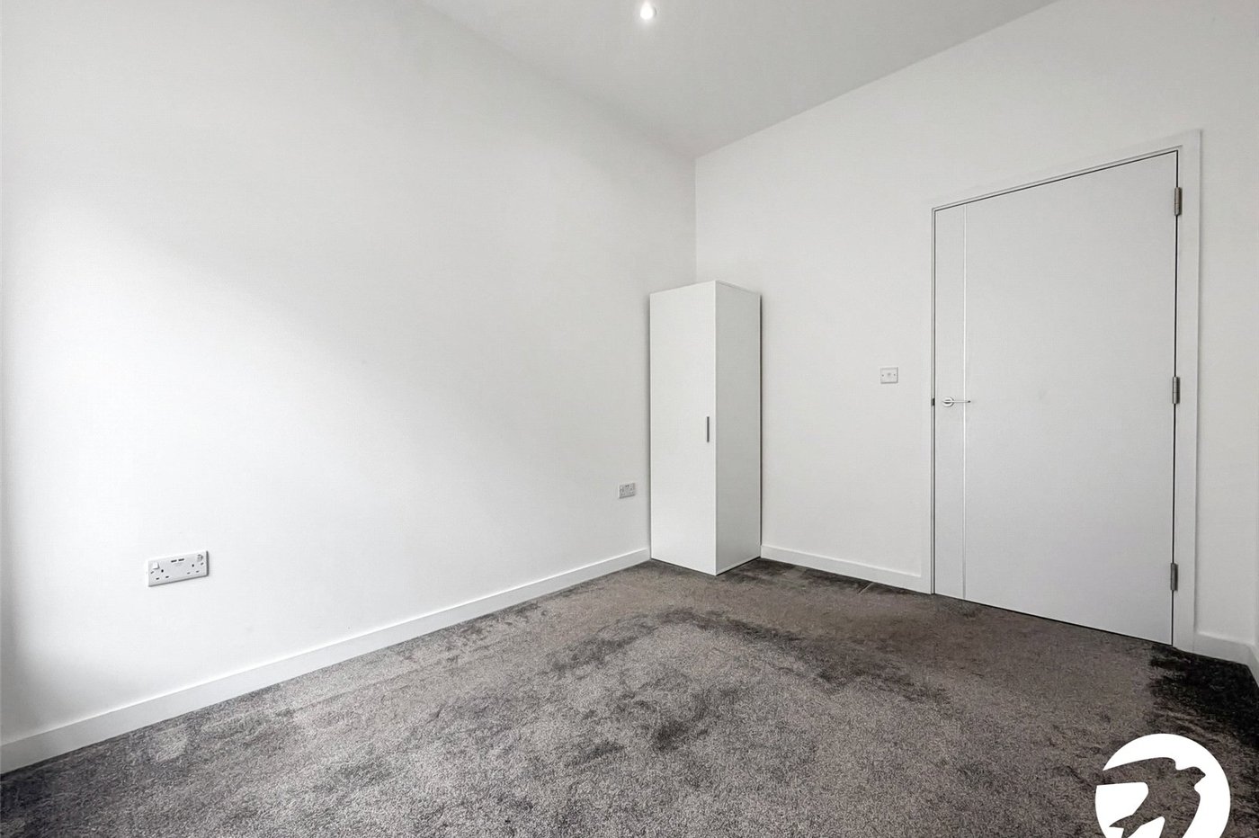 1 bedroom property to rent in Chatham Maritime | Robinson Michael & Jackson
