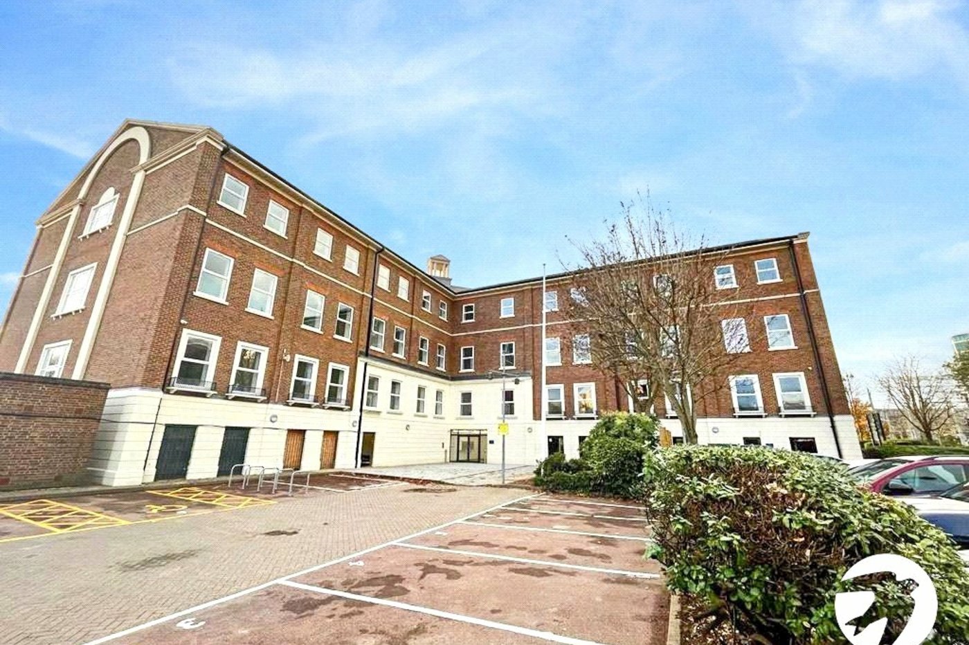 2 bedroom property to rent in Chatham Maritime | Robinson Michael & Jackson