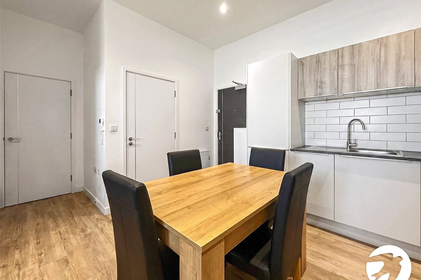 1 bedroom property to rent in Chatham Maritime | Robinson Michael & Jackson