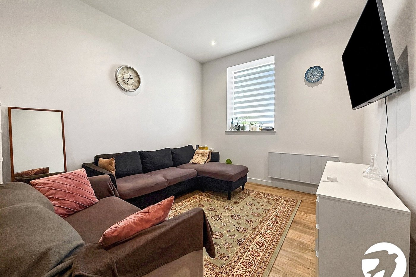 1 bedroom property to rent in Chatham Maritime | Robinson Michael & Jackson