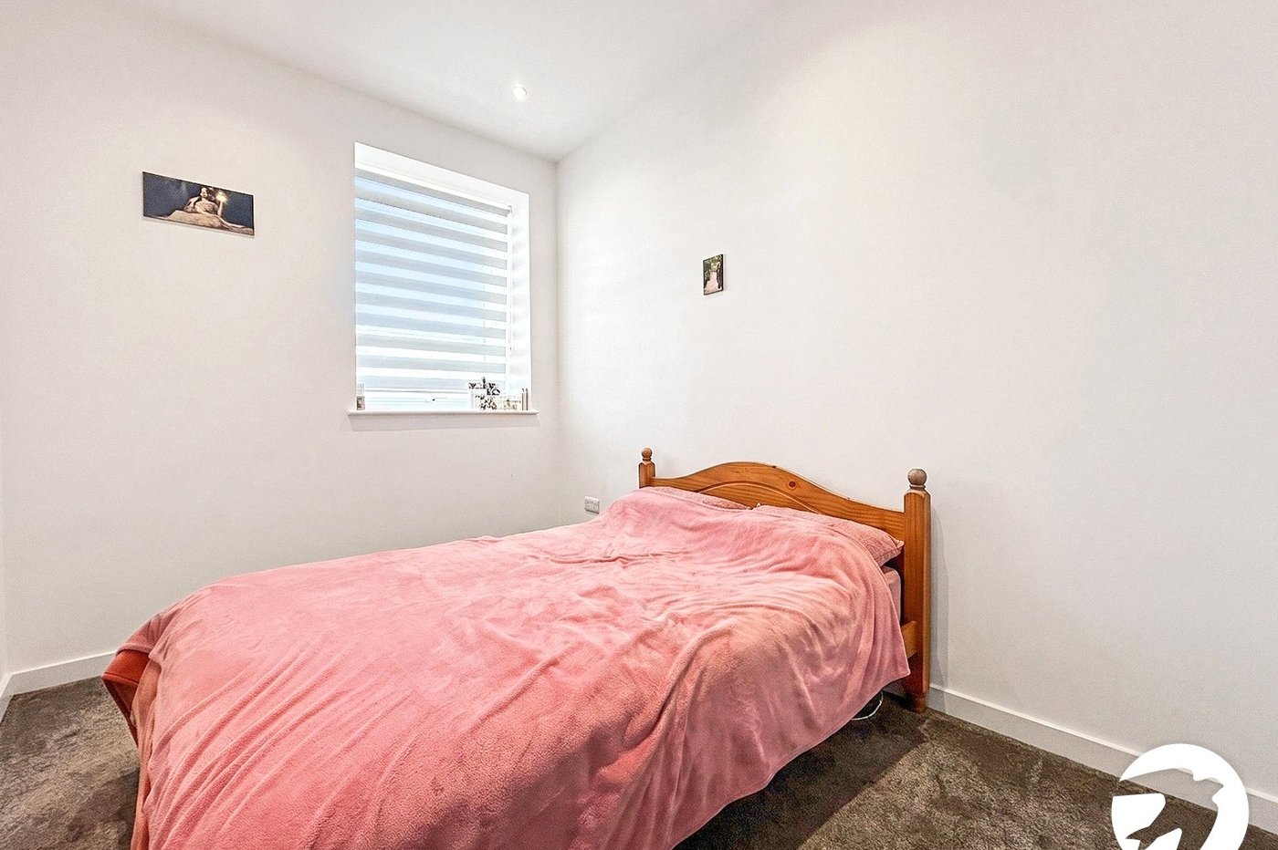 1 bedroom property to rent in Chatham Maritime | Robinson Michael & Jackson
