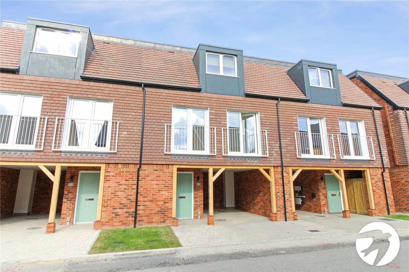 3 bedroom house to rent in Alkerden | Robinson Michael & Jackson