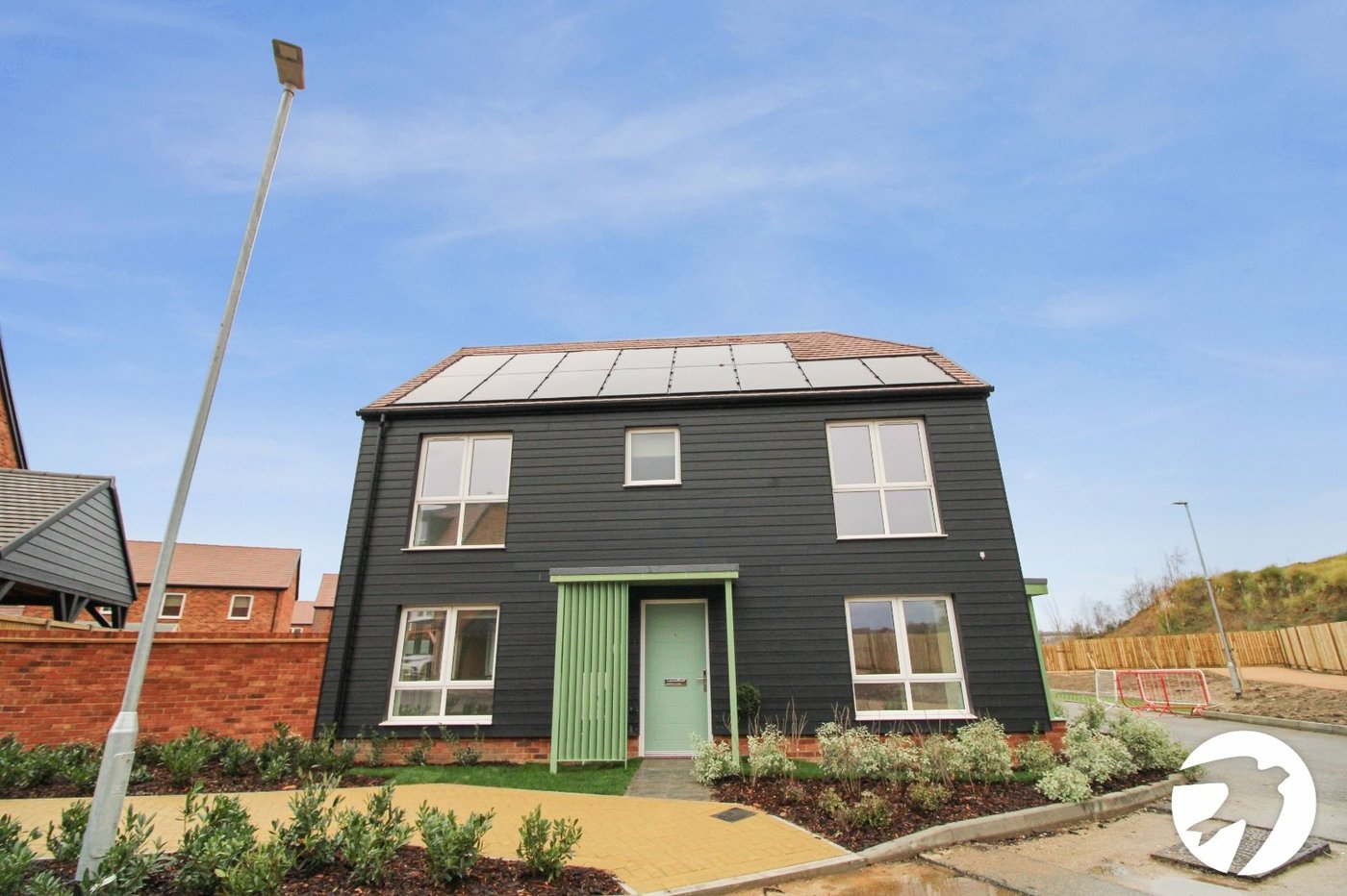 3 bedroom house to rent in Alkerden | Robinson Michael & Jackson