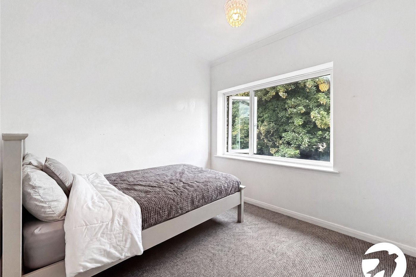 2 bedroom property to rent in Maidstone | Robinson Michael & Jackson