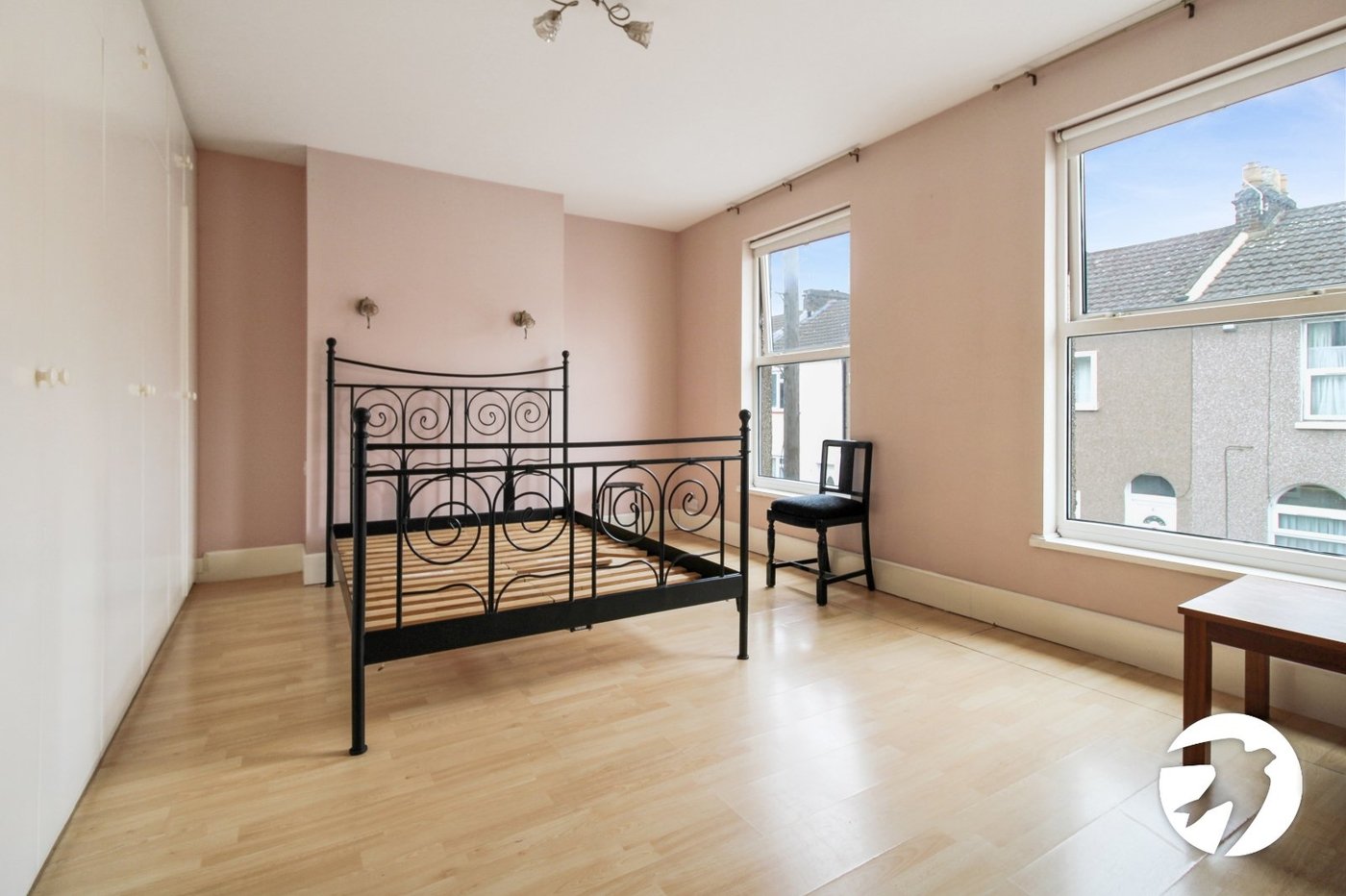 2 bedroom house to rent in Gravesend | Robinson Michael & Jackson