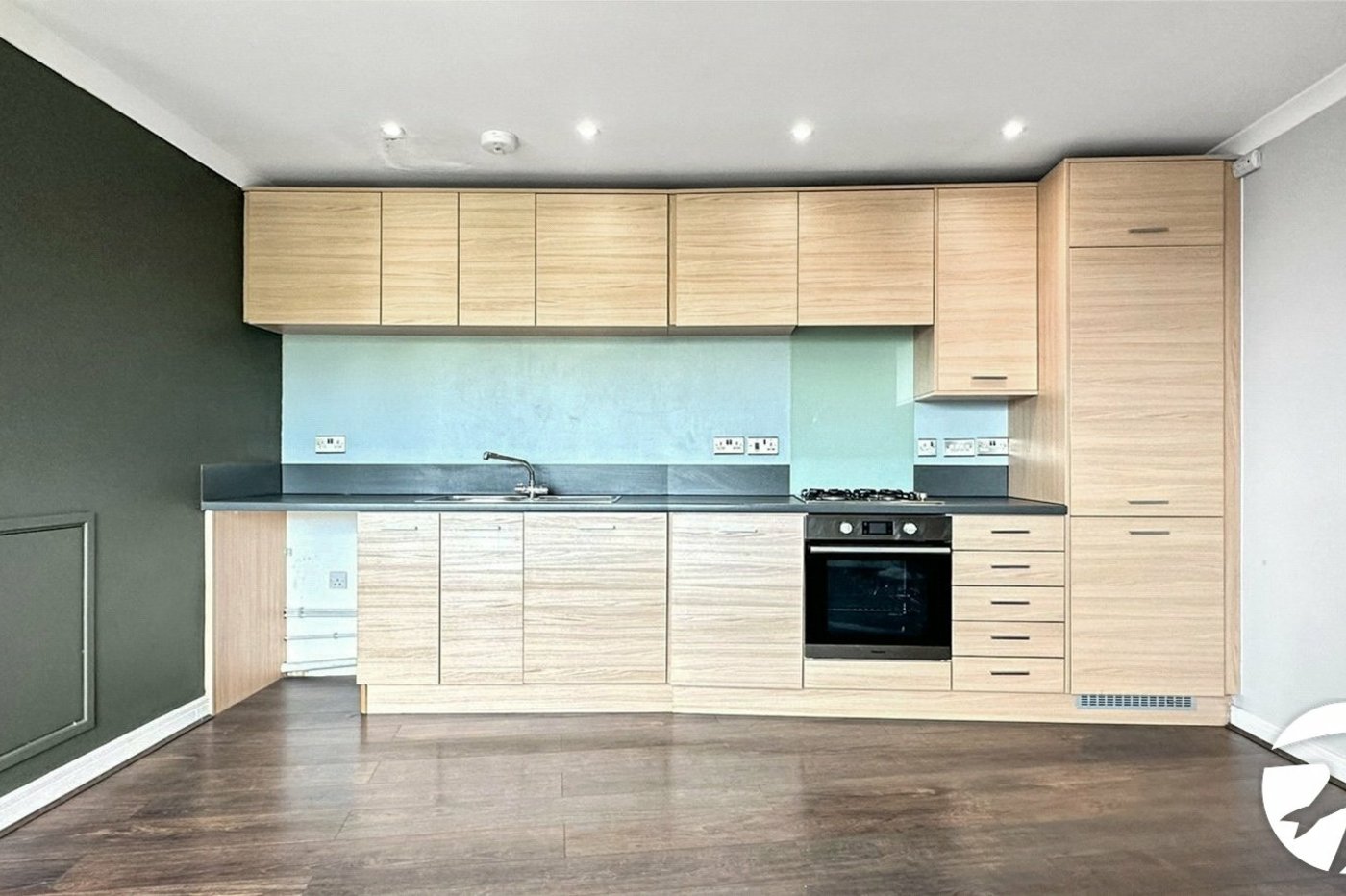 2 bedroom property to rent in Waterstone Way | Robinson Michael & Jackson