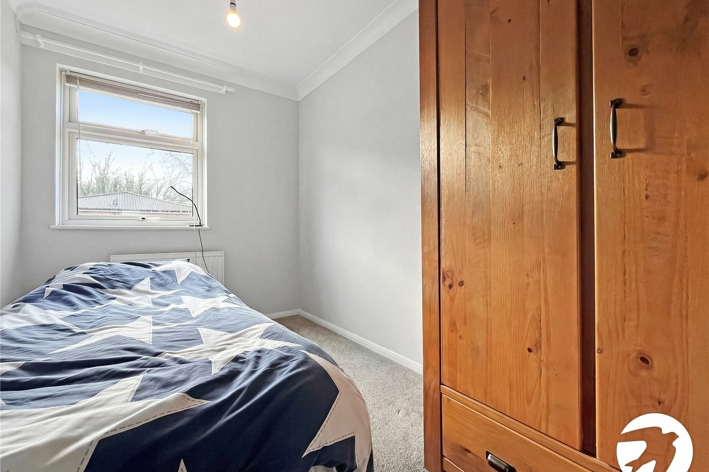 2 bedroom property to rent in Gillingham | Robinson Michael & Jackson