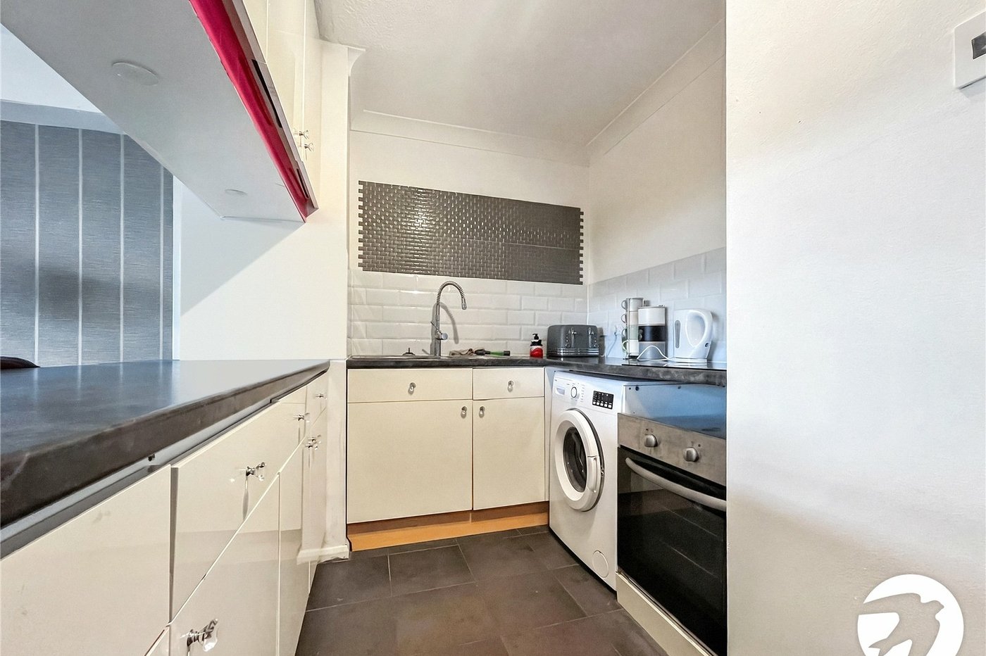 2 bedroom property to rent in Gillingham | Robinson Michael & Jackson