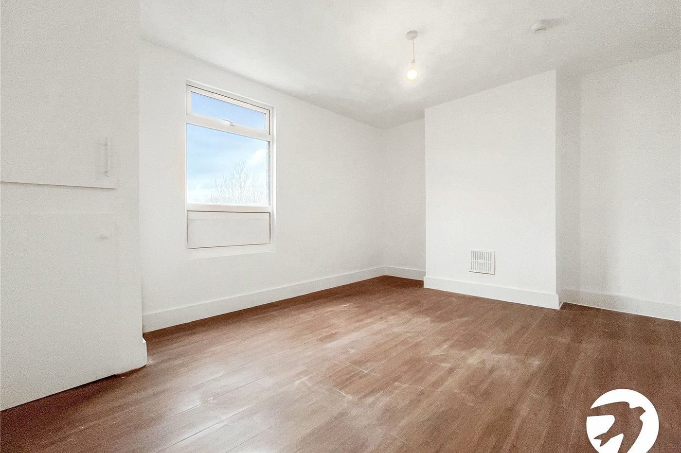 2 bedroom property to rent in Gillingham | Robinson Michael & Jackson