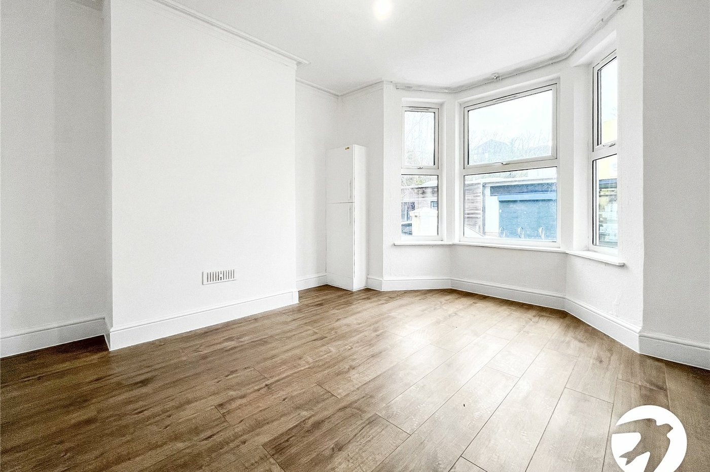 2 bedroom property to rent in Gillingham | Robinson Michael & Jackson