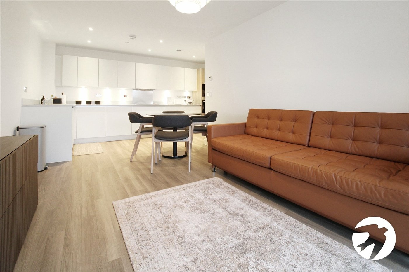 2 bedroom property to rent in Weldon | Robinson Michael & Jackson