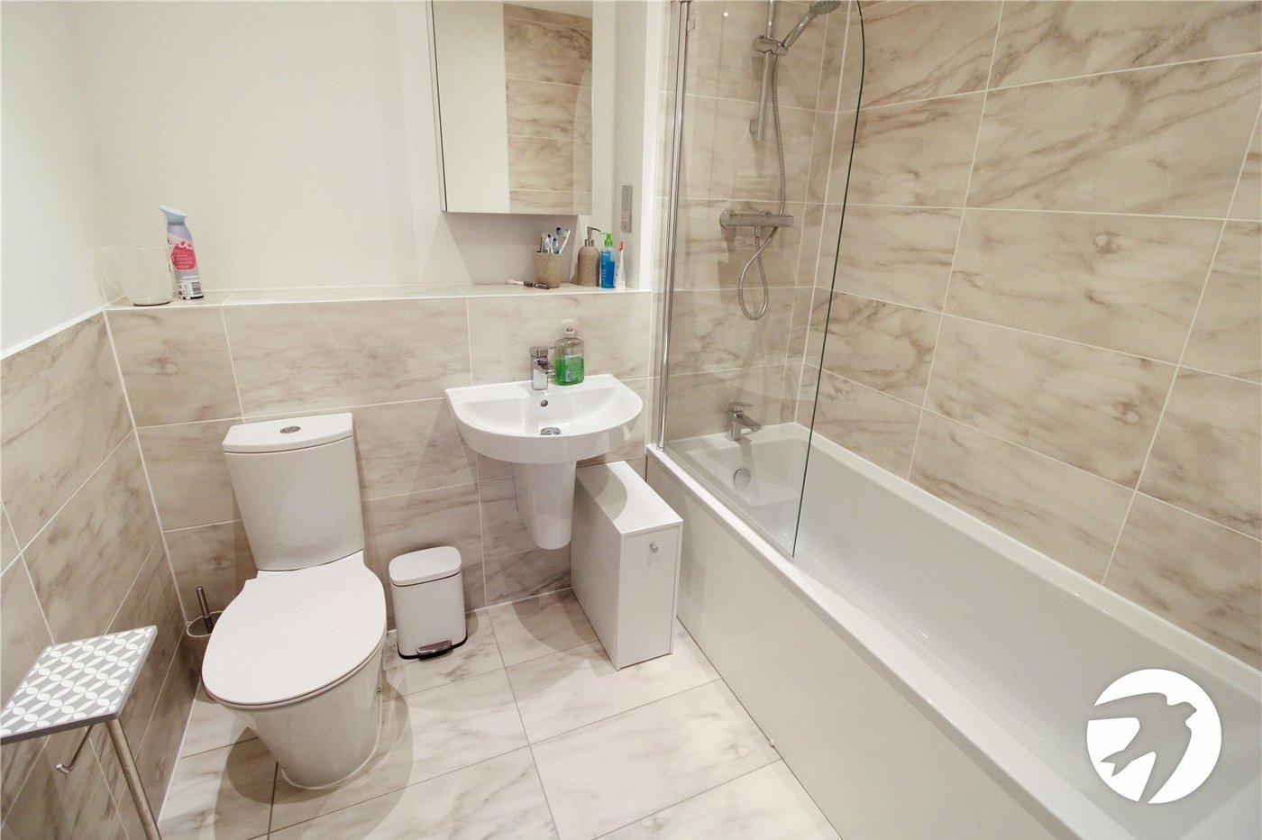 2 bedroom property to rent in Weldon | Robinson Michael & Jackson