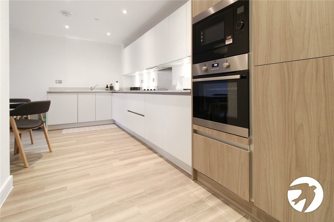 2 bedroom property to rent in Weldon | Robinson Michael & Jackson
