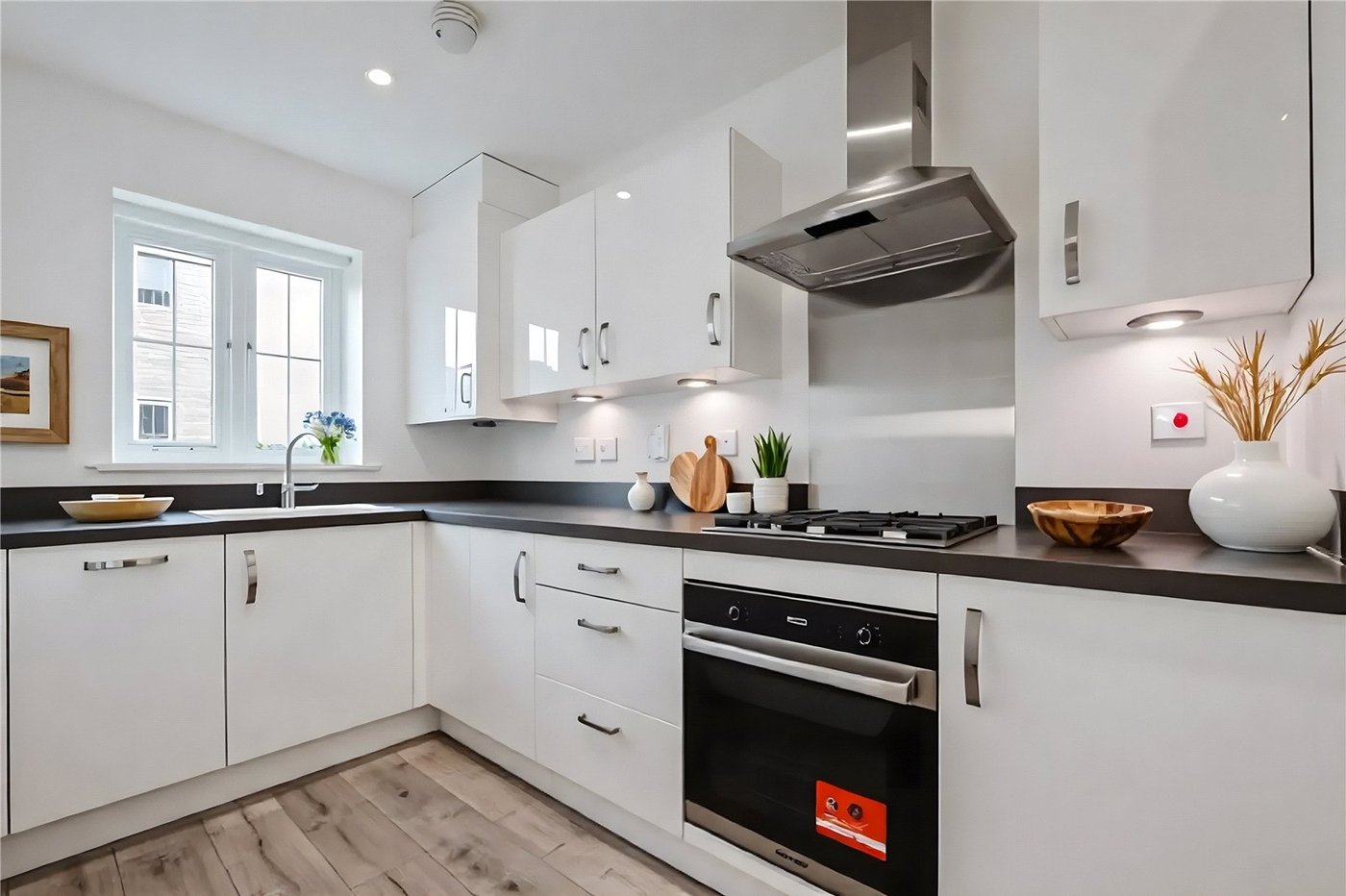 2 bedroom house to rent in Langley | Robinson Michael & Jackson
