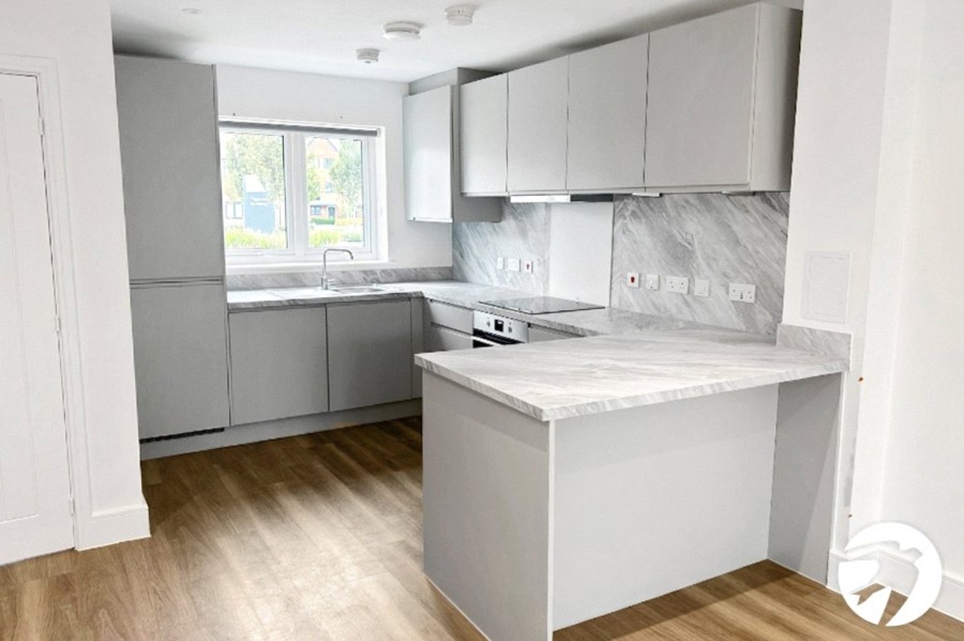 3 bedroom property to rent in Langley | Robinson Michael & Jackson