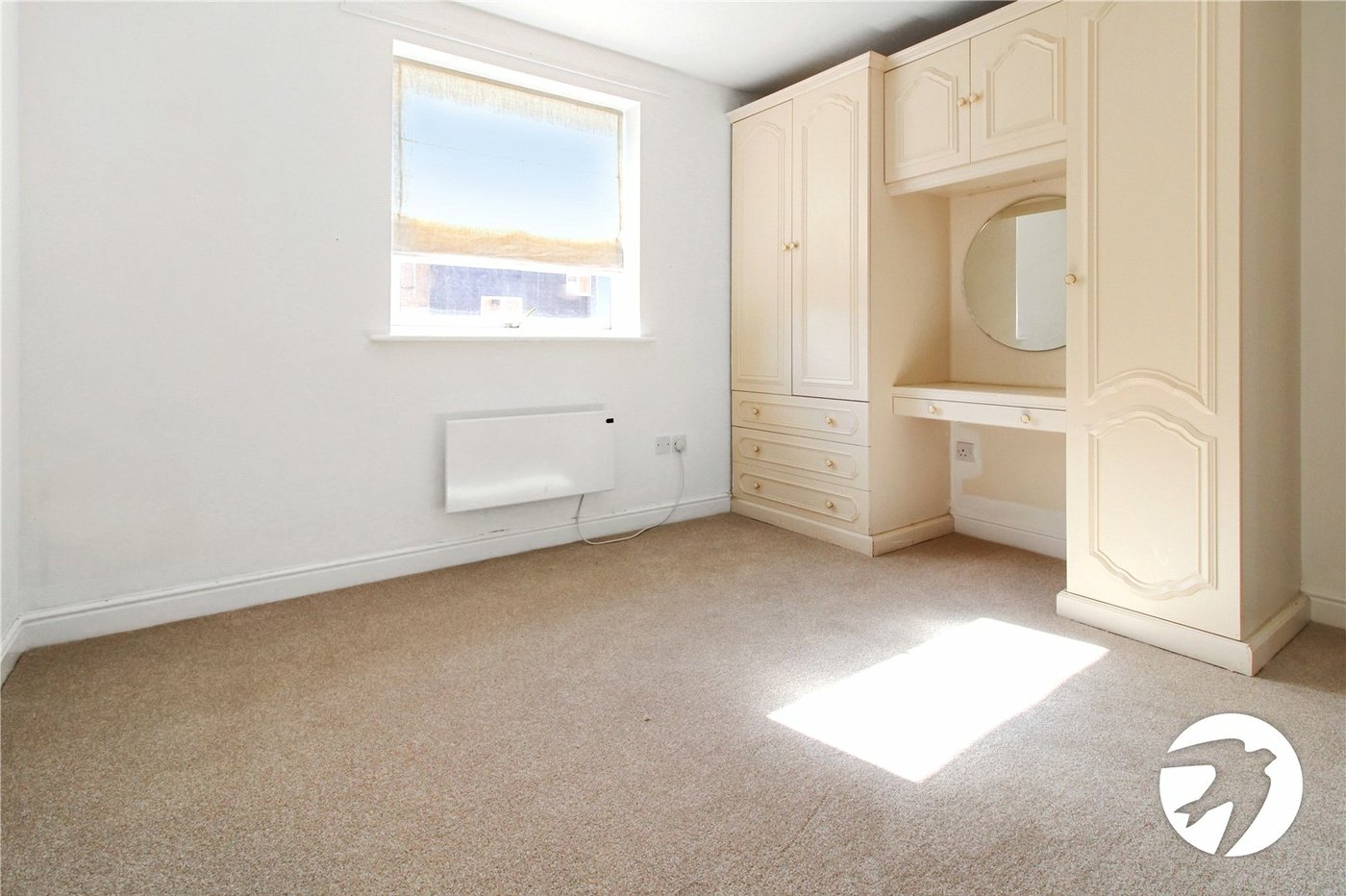 2 bedroom property to rent in West Street | Robinson Michael & Jackson