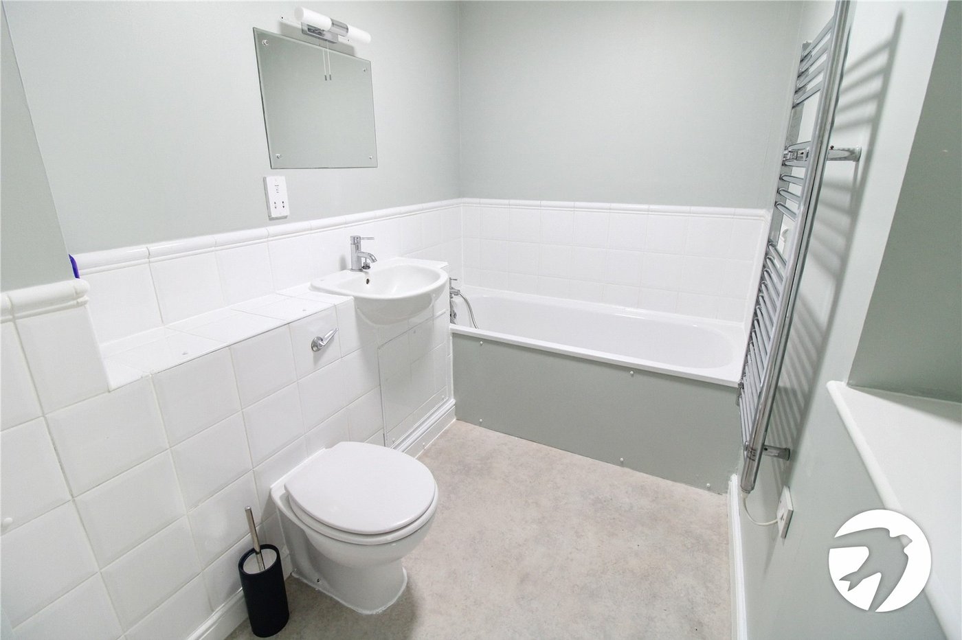 2 bedroom property to rent in West Street | Robinson Michael & Jackson