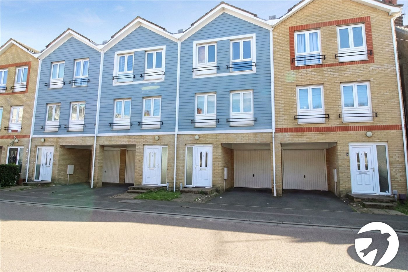 3 bedroom house to rent in Gravesend | Robinson Michael & Jackson