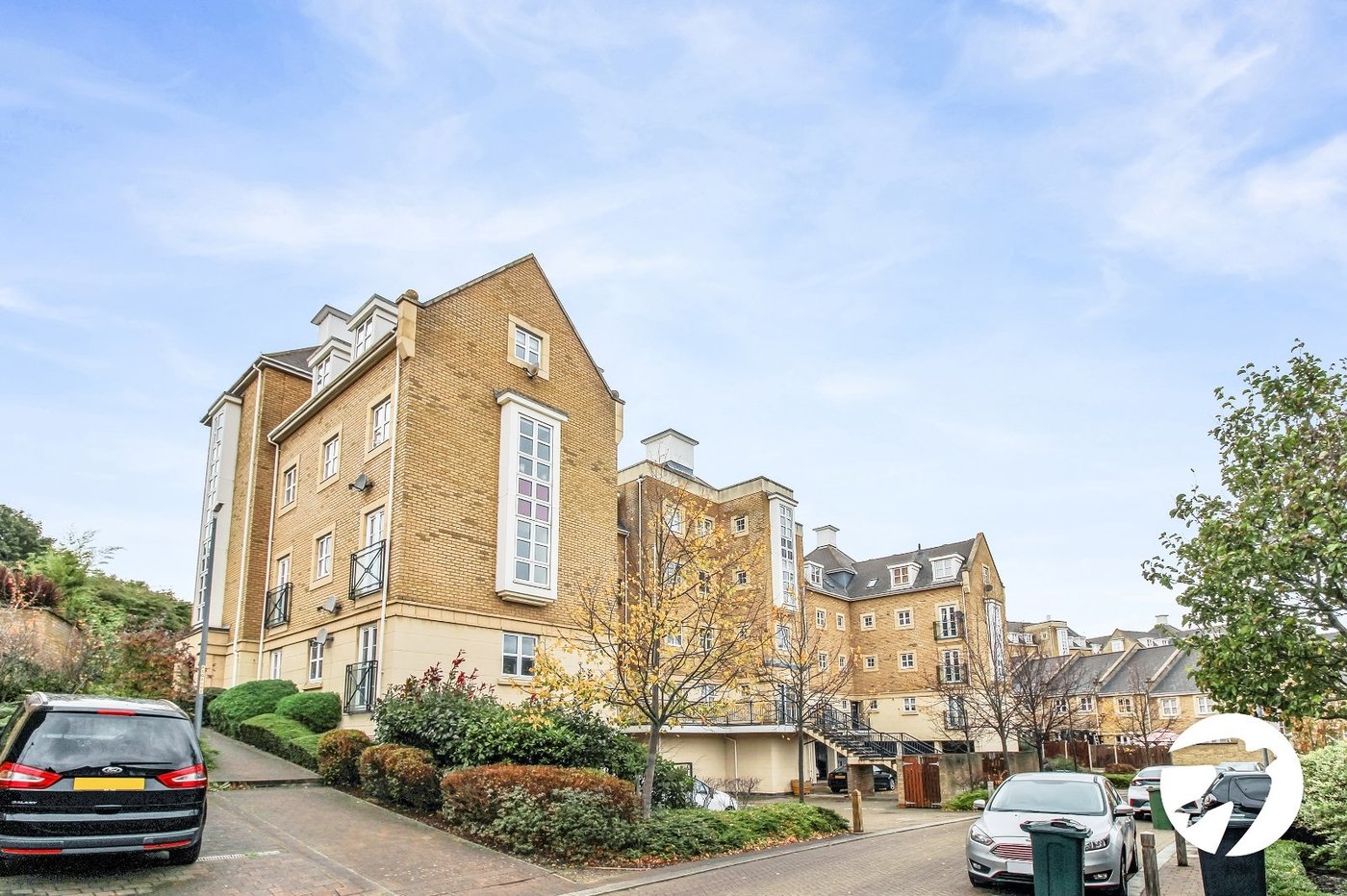1 bedroom property to rent in Greenhithe | Robinson Michael & Jackson