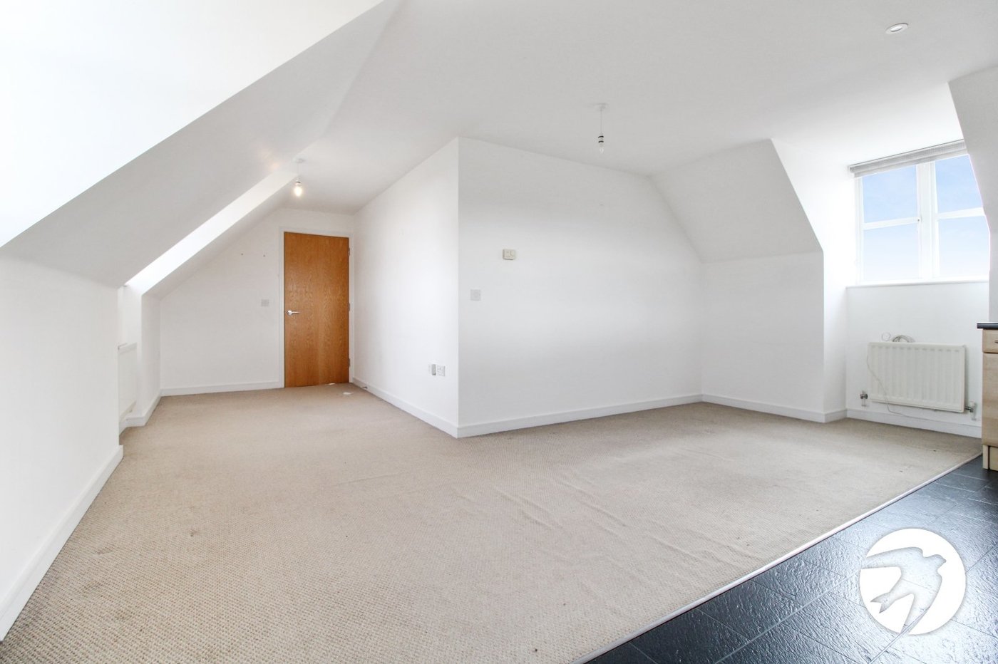 1 bedroom property to rent in Greenhithe | Robinson Michael & Jackson