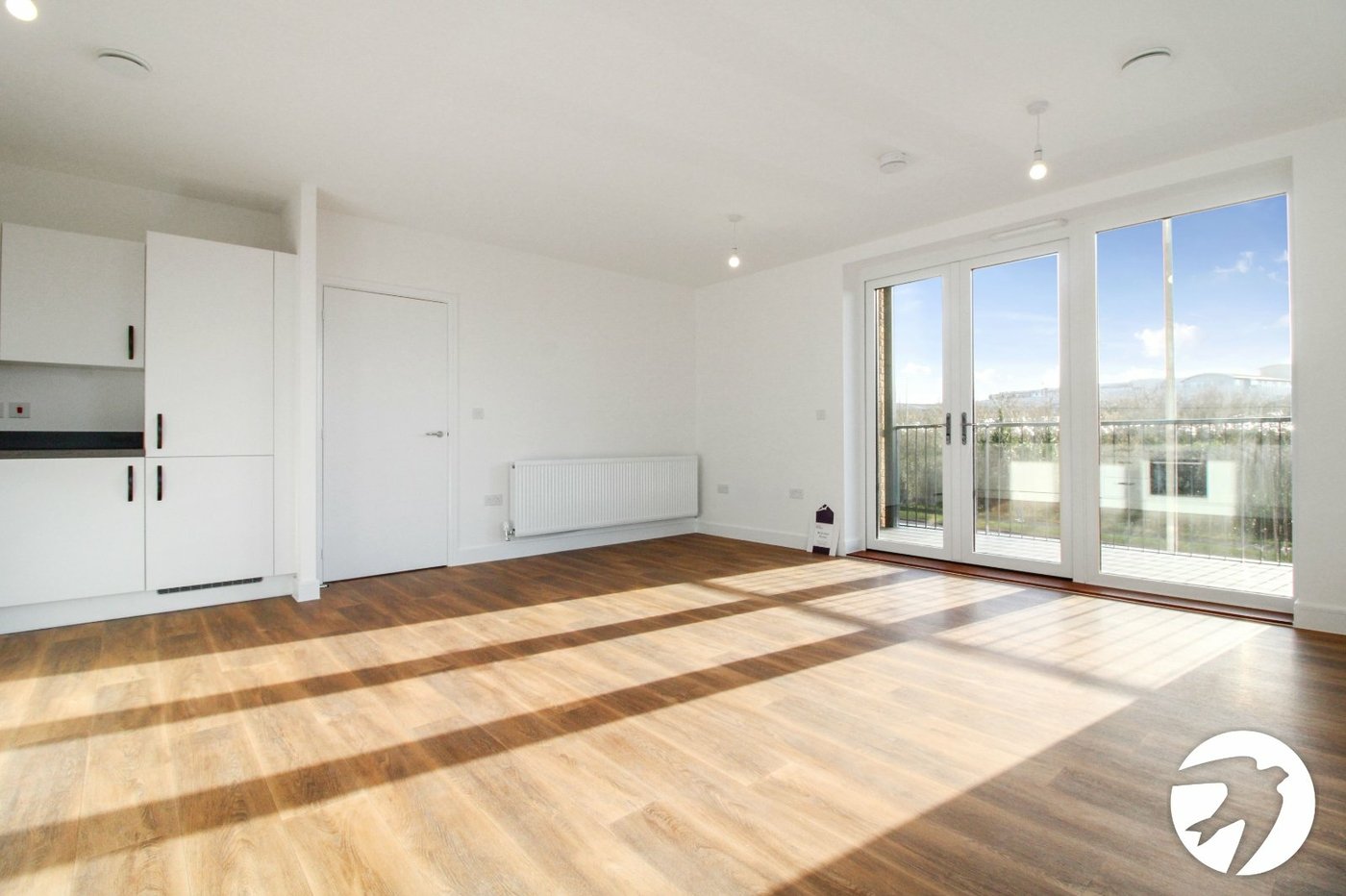 2 bedroom property to rent in Greenhithe | Robinson Michael & Jackson