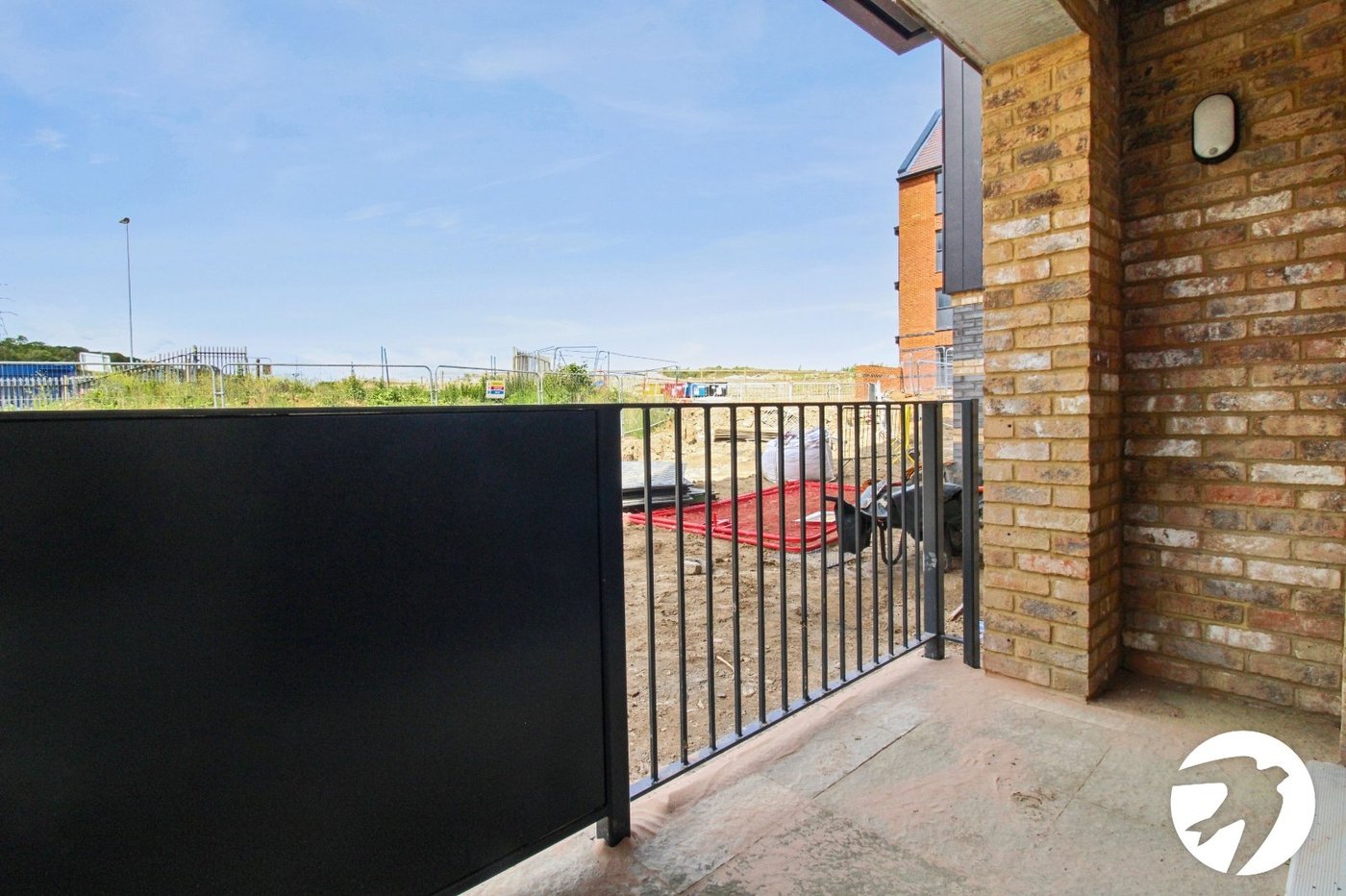 2 bedroom property to rent in Alkerden | Robinson Michael & Jackson