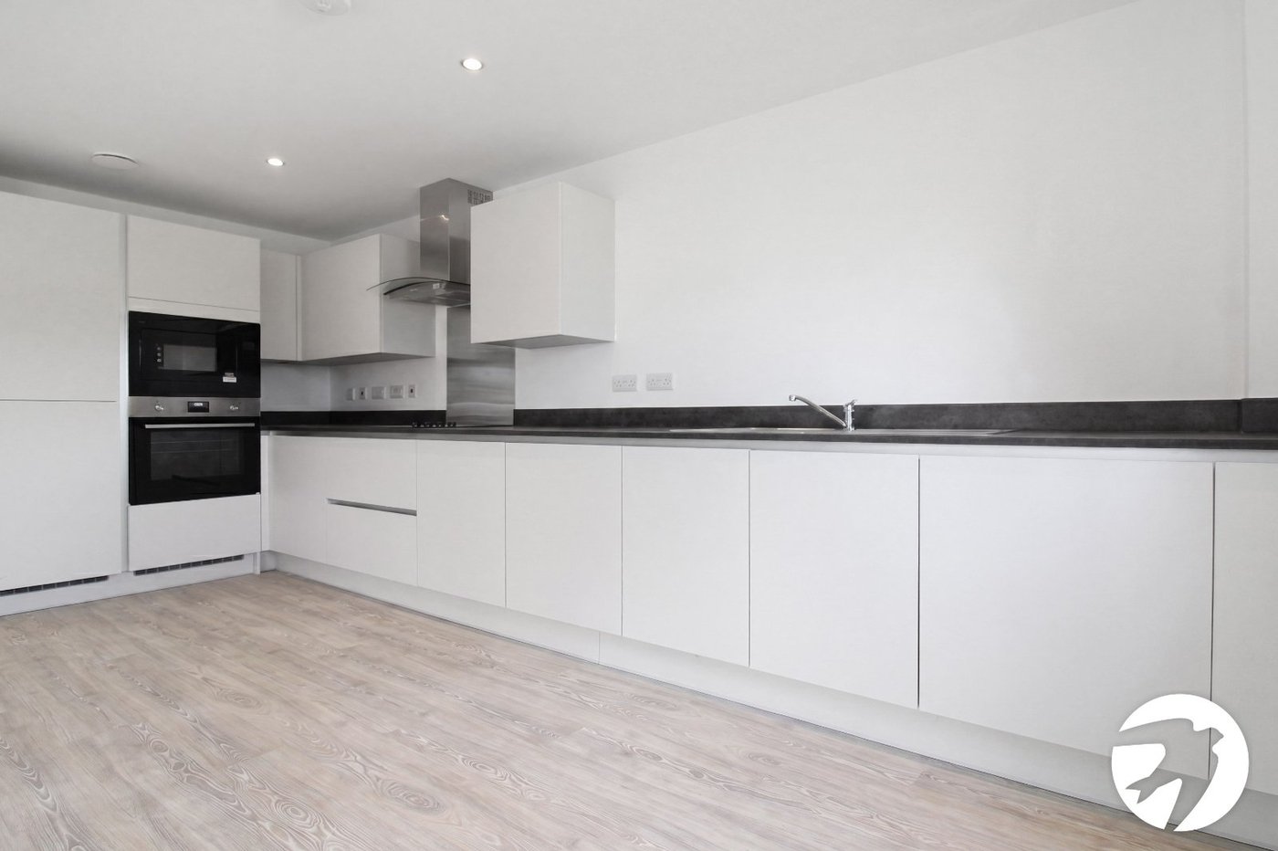 2 bedroom property to rent in Alkerden | Robinson Michael & Jackson