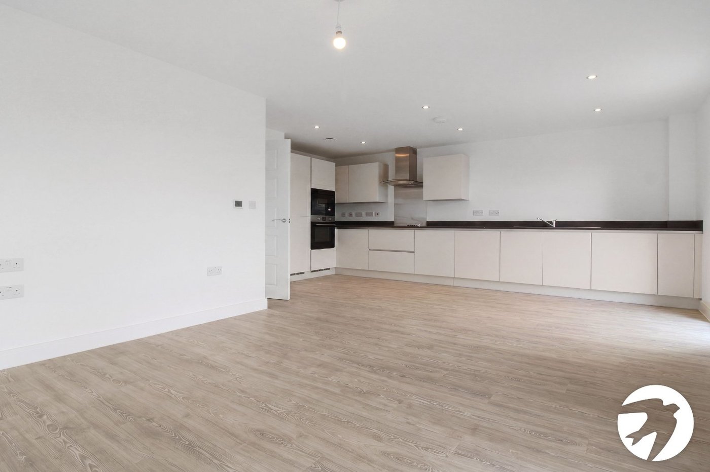 2 bedroom property to rent in Alkerden | Robinson Michael & Jackson