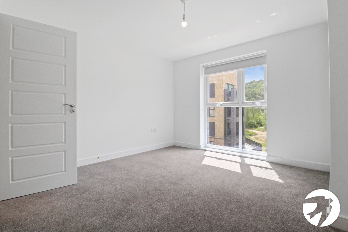 2 bedroom property to rent in Alkerden | Robinson Michael & Jackson