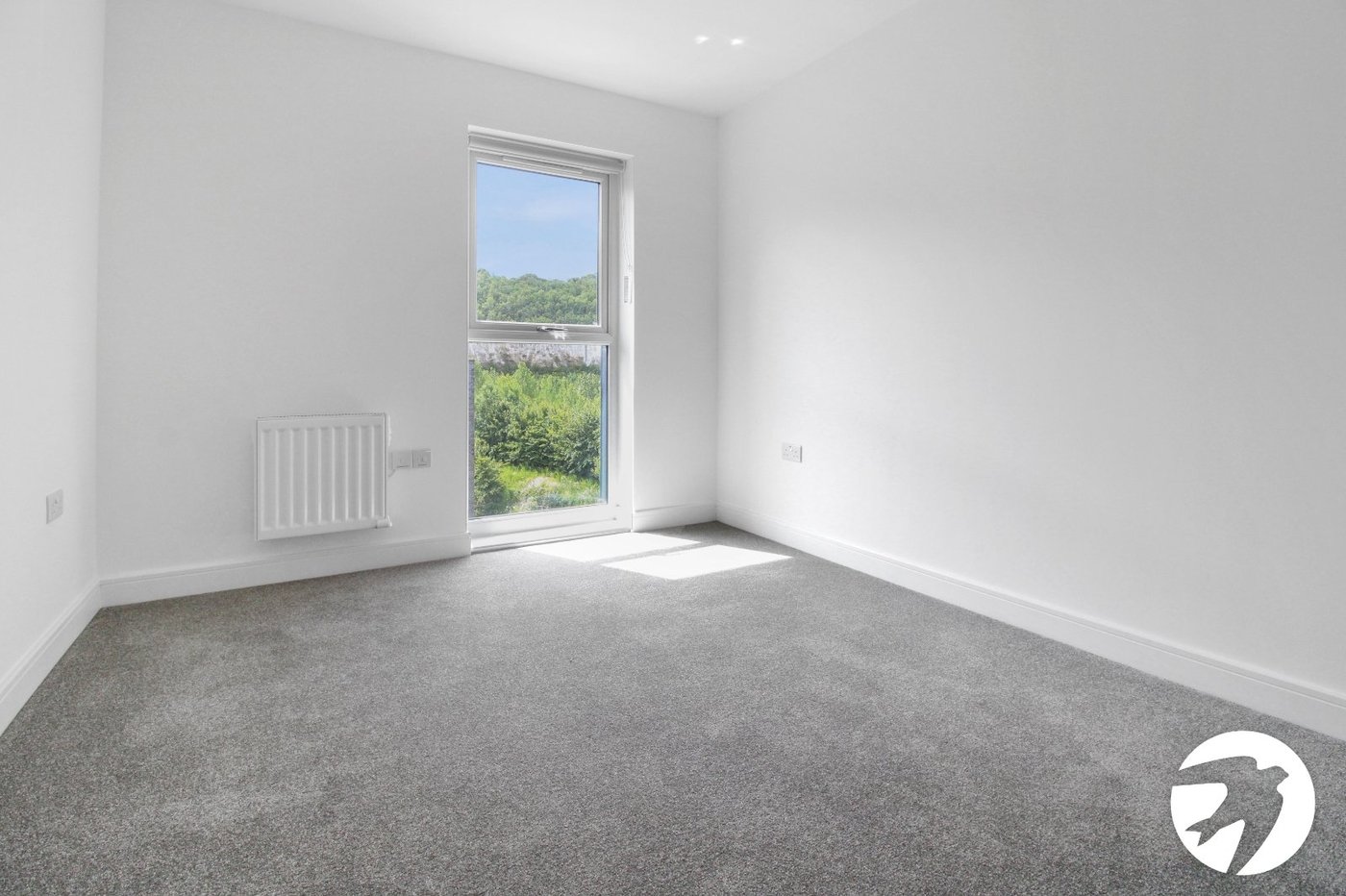 2 bedroom property to rent in Alkerden | Robinson Michael & Jackson