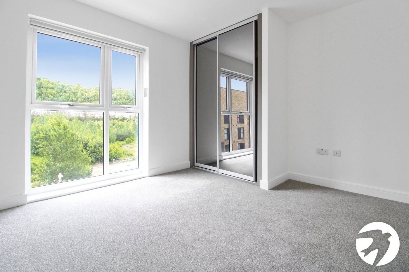 2 bedroom property to rent in Alkerden | Robinson Michael & Jackson